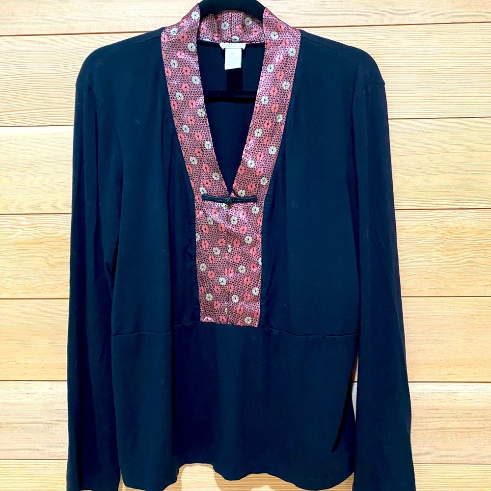 J.Jill long sleeve black top w/oriental detail